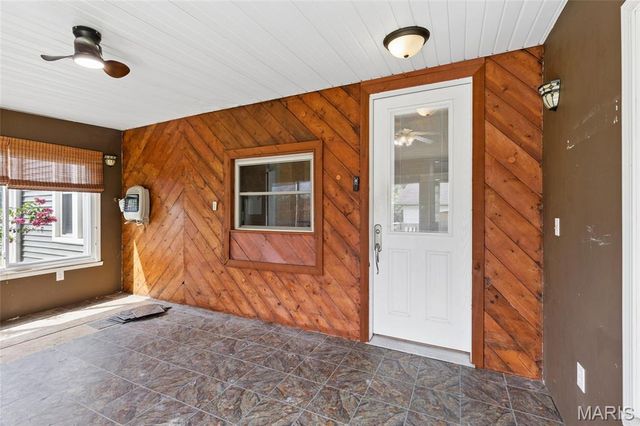 811 Tom Ginnever Avenue, O'fallon, MO 63366