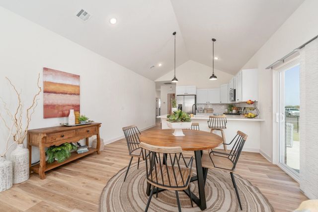 2417 S Taiga St, Goddard, KS 67052