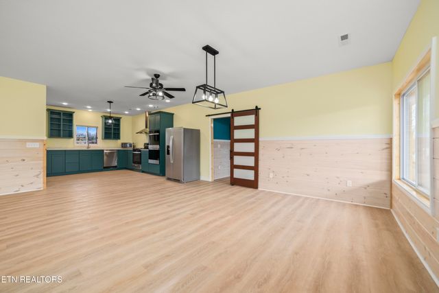 3101 Amanda View Way, Sevierville, TN 37876