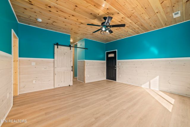 3101 Amanda View Way, Sevierville, TN 37876