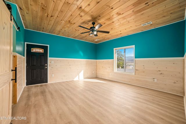 3101 Amanda View Way, Sevierville, TN 37876