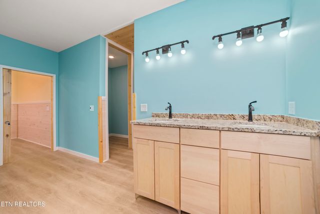 3101 Amanda View Way, Sevierville, TN 37876