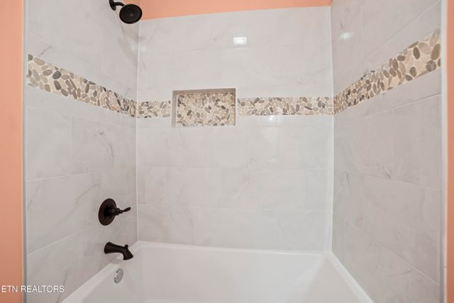 3101 Amanda View Way, Sevierville, TN 37876