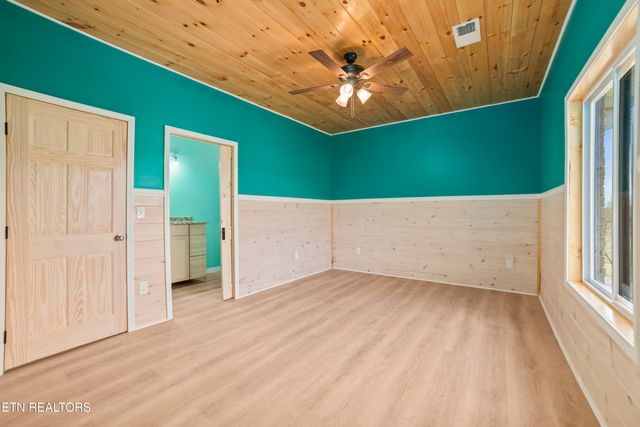 3101 Amanda View Way, Sevierville, TN 37876