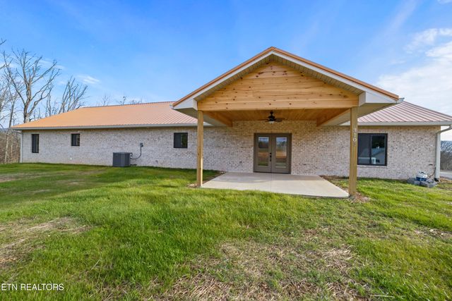 3101 Amanda View Way, Sevierville, TN 37876