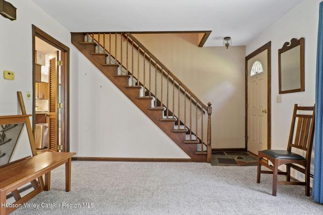 176 High Rock Road, West Coxsackie, NY 12192