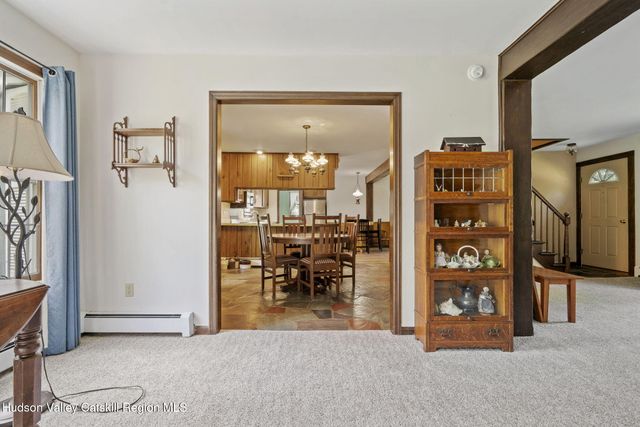 176 High Rock Road, West Coxsackie, NY 12192