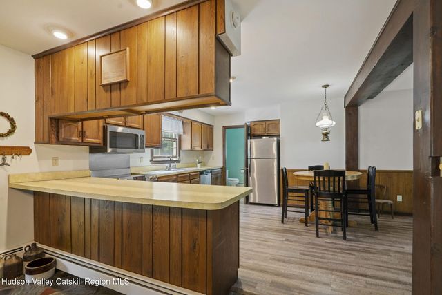 176 High Rock Road, West Coxsackie, NY 12192