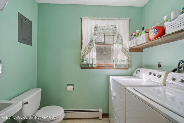 176 High Rock Road, West Coxsackie, NY 12192