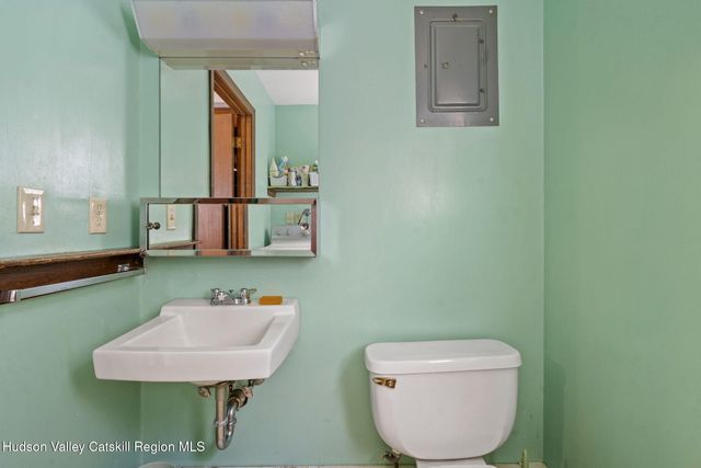 176 High Rock Road, West Coxsackie, NY 12192