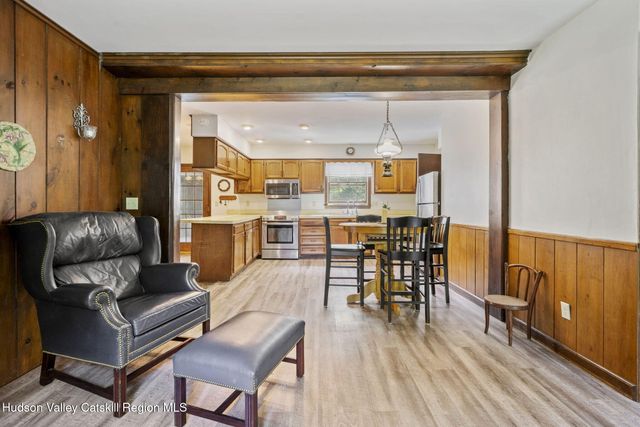 176 High Rock Road, West Coxsackie, NY 12192