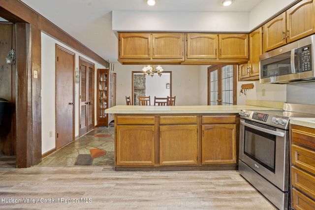 176 High Rock Road, West Coxsackie, NY 12192