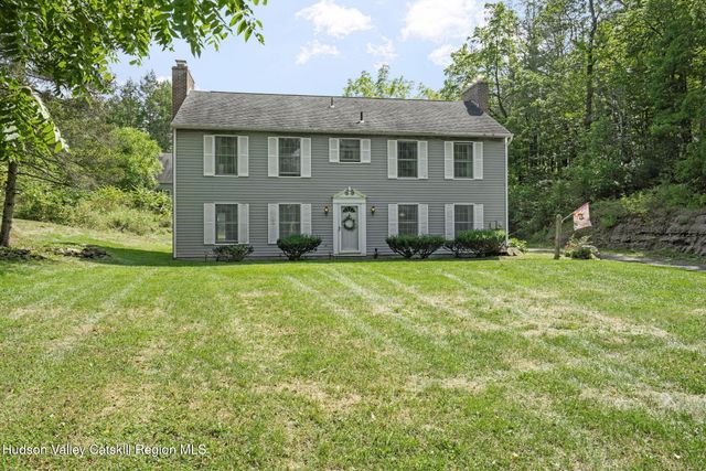 176 High Rock Road, West Coxsackie, NY 12192