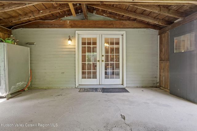 176 High Rock Road, West Coxsackie, NY 12192