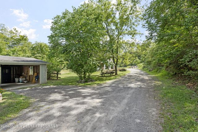 176 High Rock Road, West Coxsackie, NY 12192