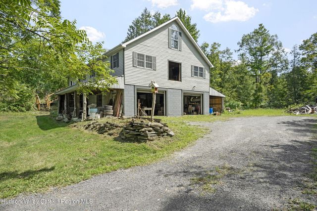 176 High Rock Road, West Coxsackie, NY 12192