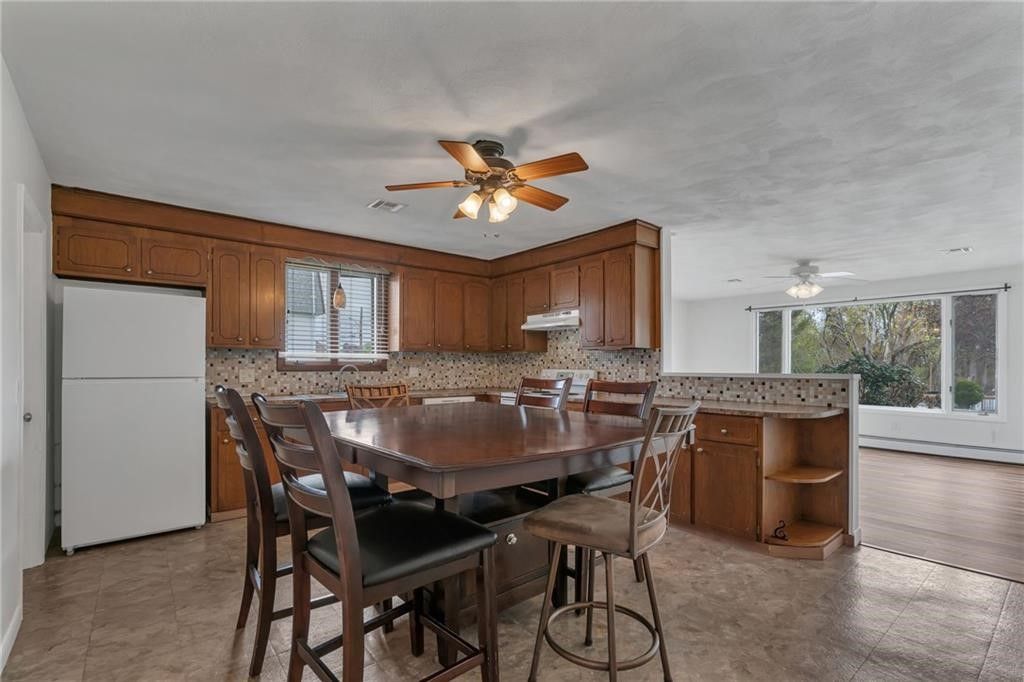 10 Mecca Street, North Providence, RI 02904