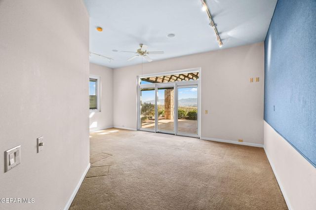 5351 Painted Sky Lane, El Paso, TX 79912