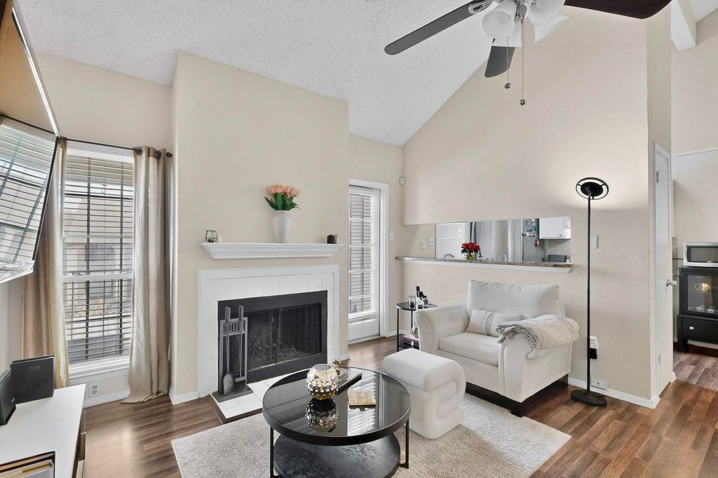 5981 Arapaho Road 1006, Dallas, TX 75248