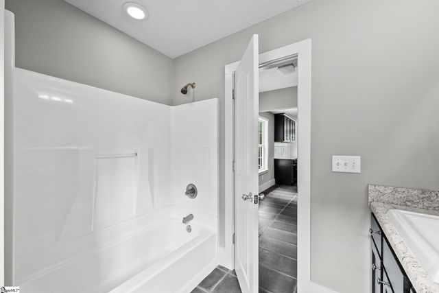 815 E Main Street, Taylors, SC 29687
