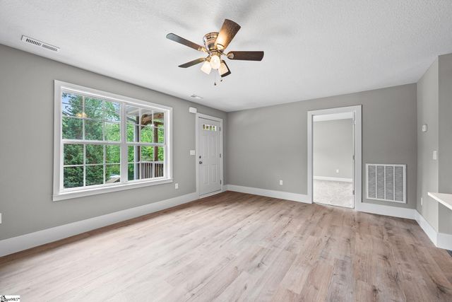 815 E Main Street, Taylors, SC 29687