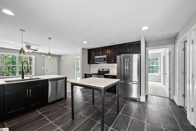 815 E Main Street, Taylors, SC 29687