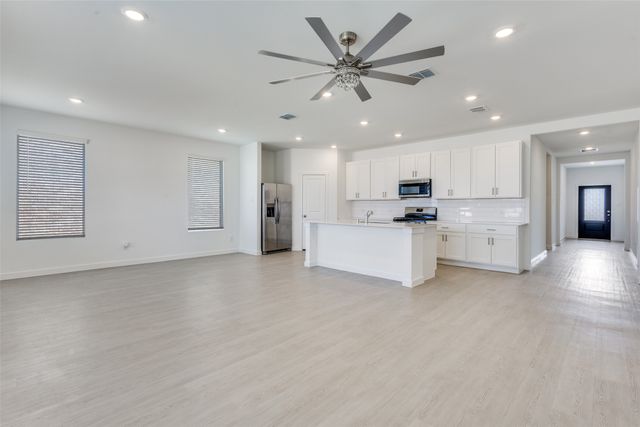 109 Caper Meadow Drive, Anna, TX 75409