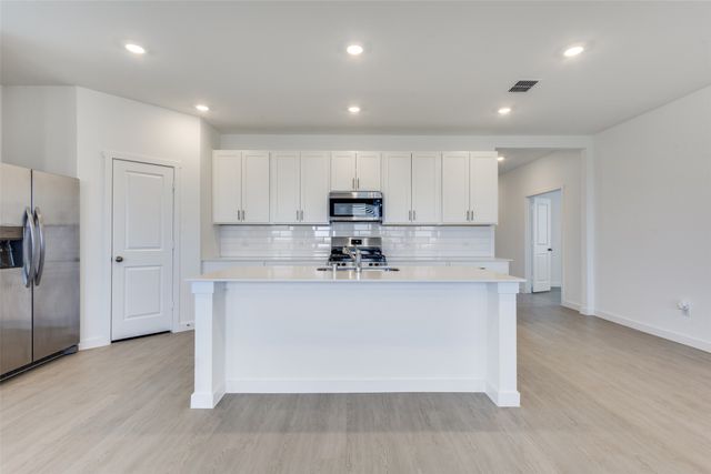 109 Caper Meadow Drive, Anna, TX 75409