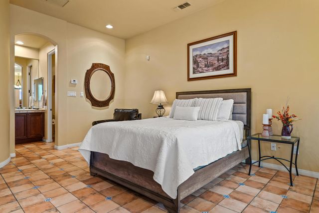 272 Loch Lomond Road, Rancho Mirage, CA 92270