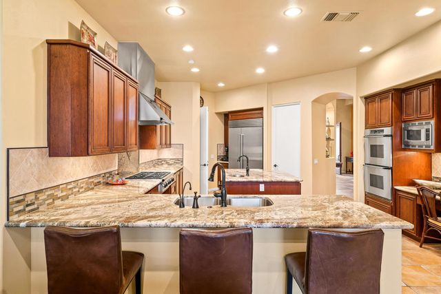 272 Loch Lomond Road, Rancho Mirage, CA 92270