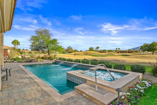 272 Loch Lomond Road, Rancho Mirage, CA 92270