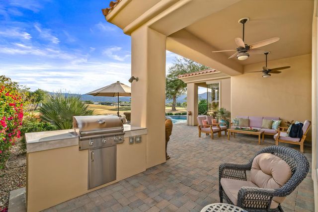 272 Loch Lomond Road, Rancho Mirage, CA 92270