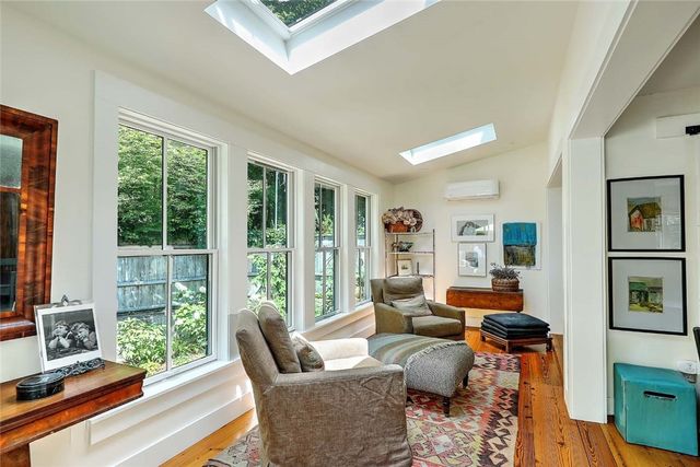 26 Bridge Street, Warren, RI 02885