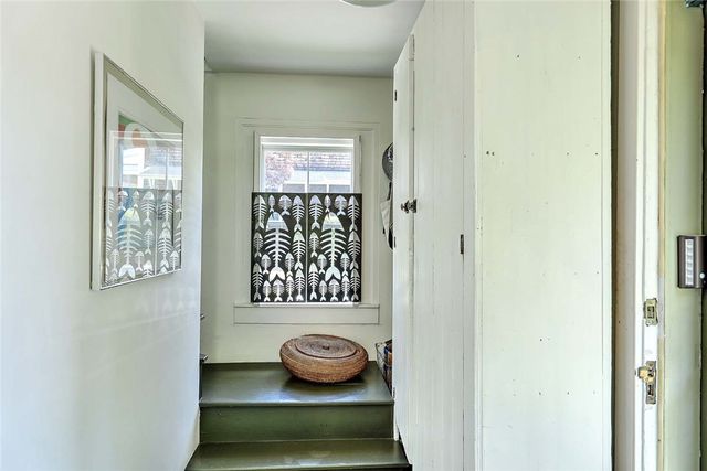 26 Bridge Street, Warren, RI 02885