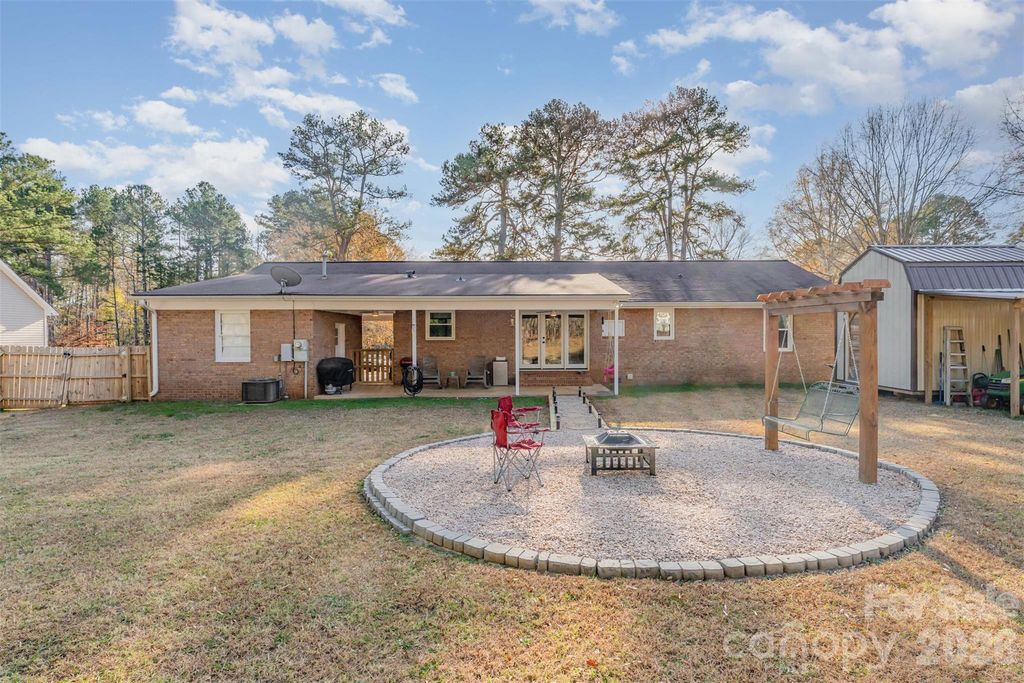1212 Rowan Mills Road, Salisbury, NC 28147