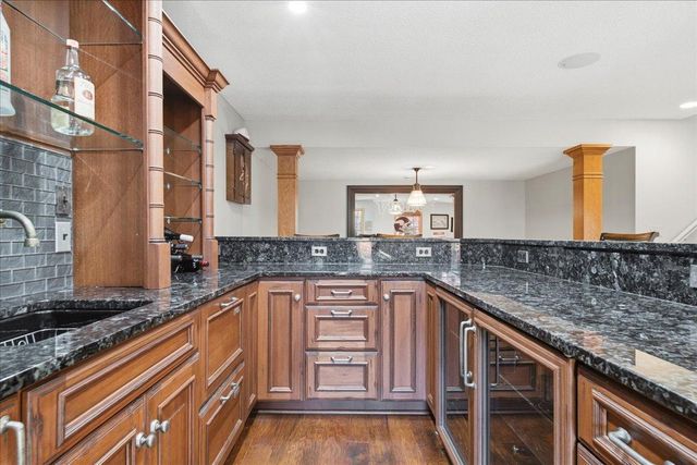 602 Woodland Drive, Mahtomedi, MN 55115