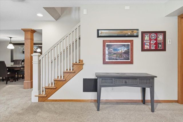 602 Woodland Drive, Mahtomedi, MN 55115