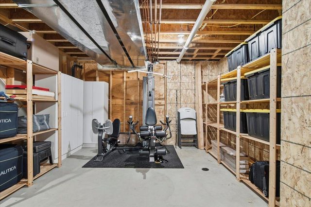 602 Woodland Drive, Mahtomedi, MN 55115