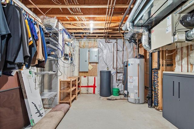 602 Woodland Drive, Mahtomedi, MN 55115