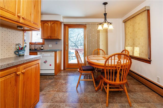 10 Hall Street, West Warwick, RI 02893