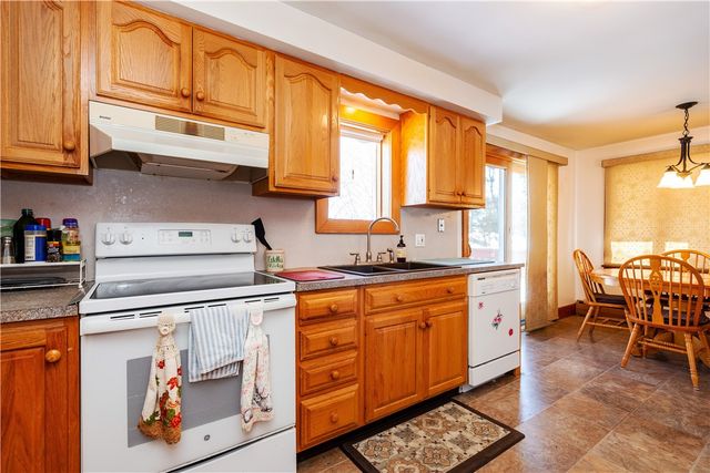 10 Hall Street, West Warwick, RI 02893