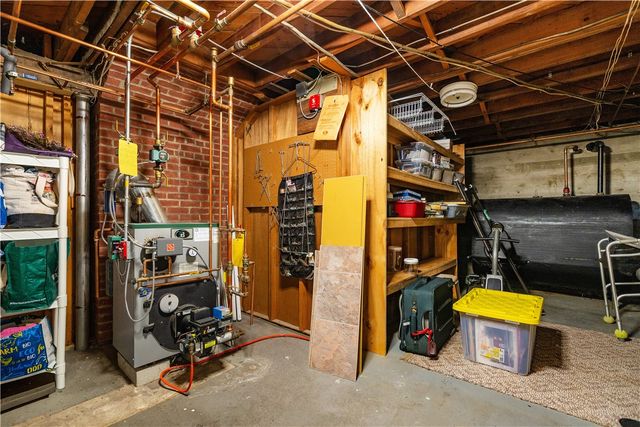 10 Hall Street, West Warwick, RI 02893