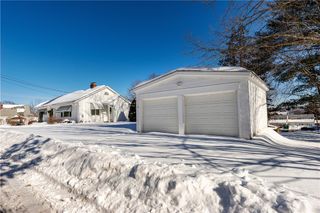 10 Hall Street, West Warwick, RI 02893