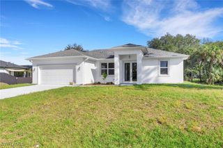 604 Columbus AVE, Lehigh Acres, FL 33972