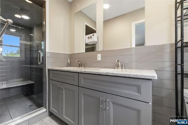 377 Chelsea Street, Paramus, NJ 07652