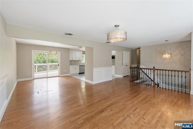 377 Chelsea Street, Paramus, NJ 07652