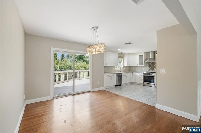 377 Chelsea Street, Paramus, NJ 07652