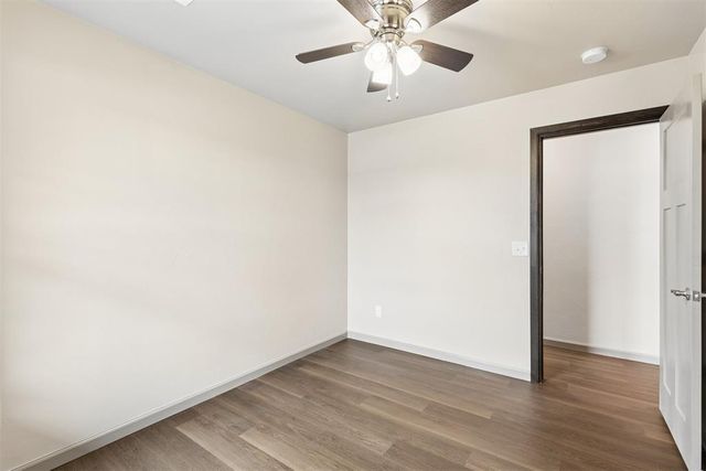 512 S Castle Ridge Lane, Mustang, OK 73064