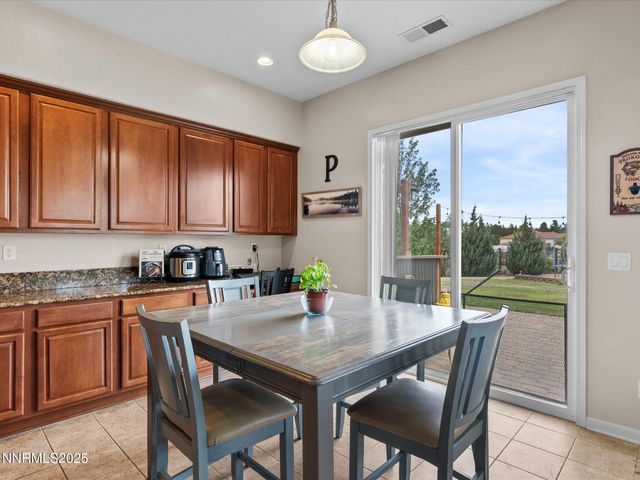 8720 Spearhead Way, Reno, NV 89506