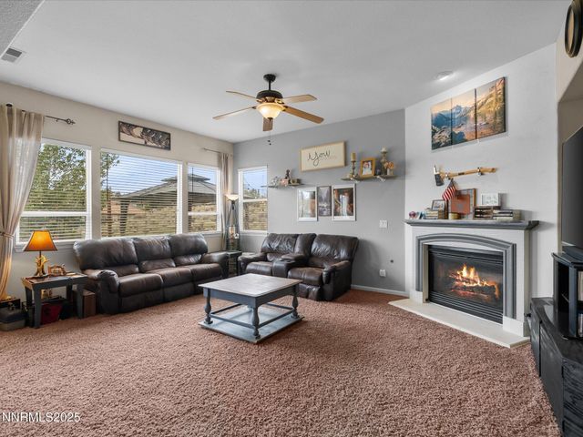 8720 Spearhead Way, Reno, NV 89506